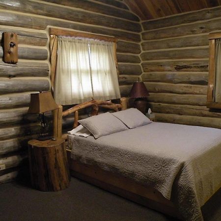 Gold Camp Cabins Кастер Екстер'єр фото